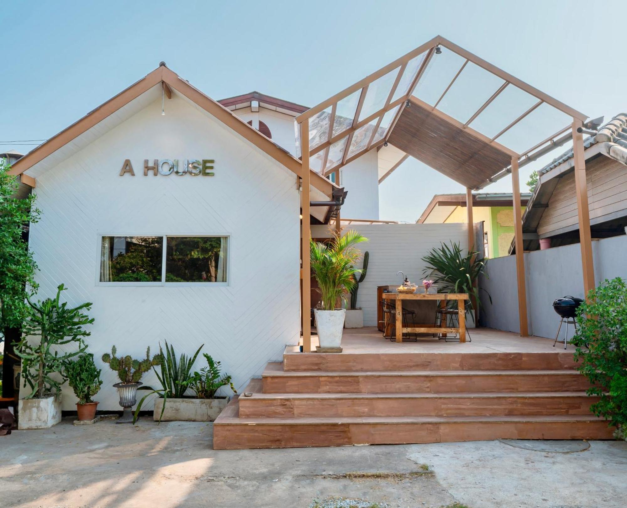A House Villa Ko Lan Bagian luar foto